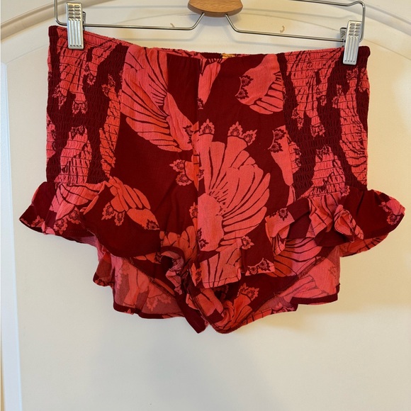 Free People Shorts - Picture 1 of 3